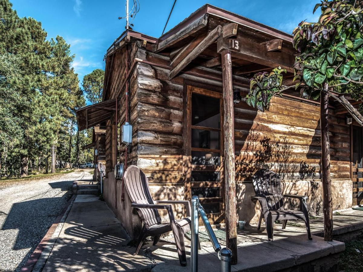 Apache Village Cabinette 13, Queen Bed, Midtown, Sleeps 2 Ruidoso Εξωτερικό φωτογραφία